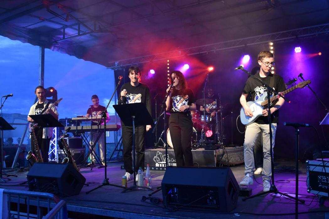 Concert - La Course des Enfoiros